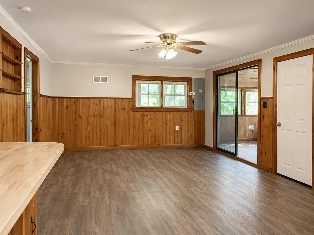 9 Pinecrest Road Raymond NH 03077