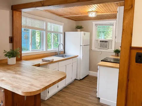 9 Pinecrest Road Raymond NH 03077