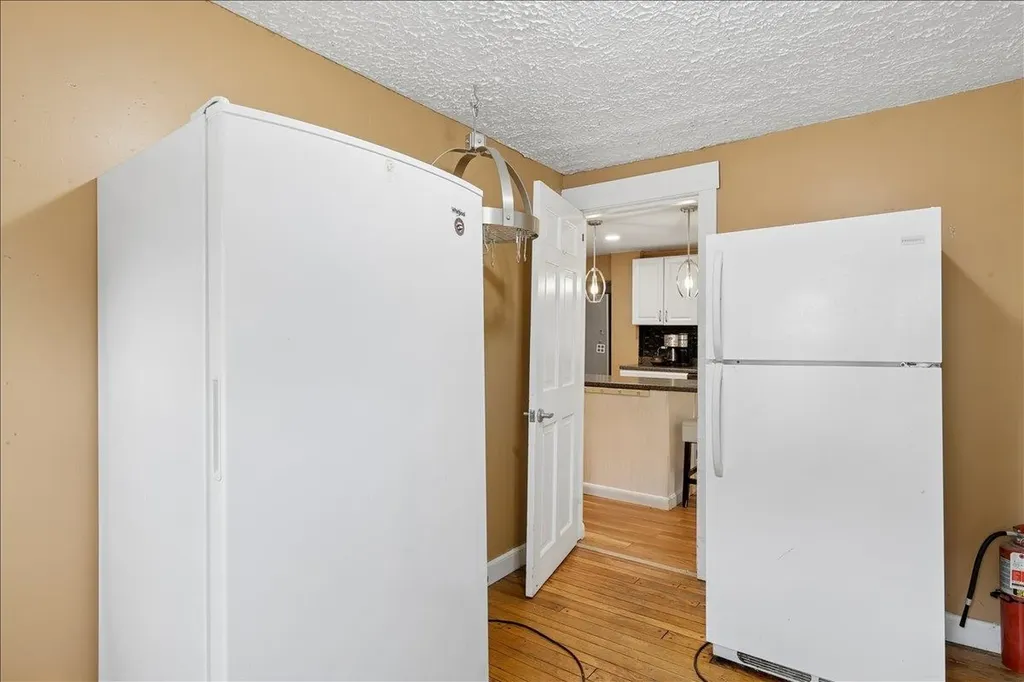 549 Lake Avenue Manchester NH 03103