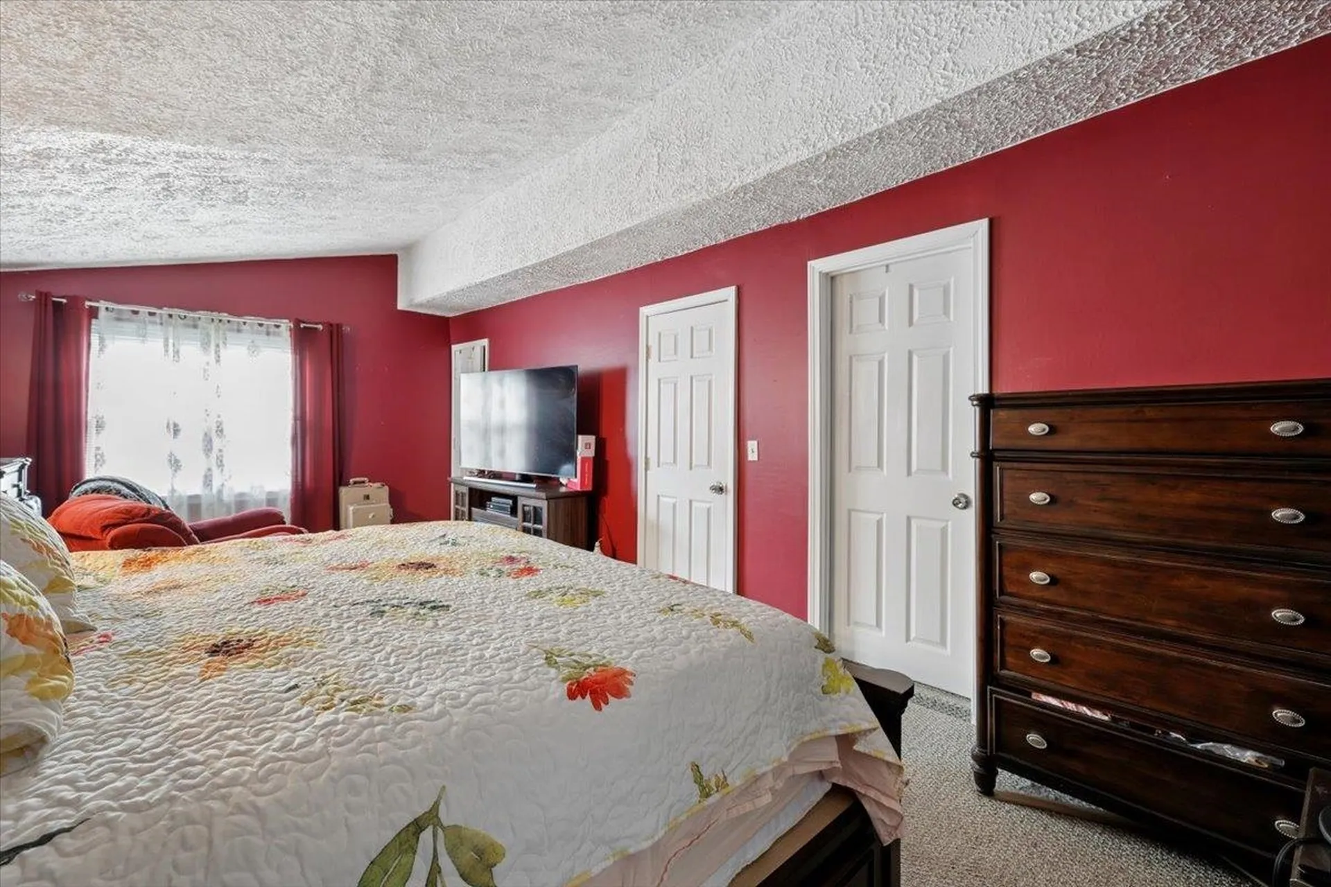 549 Lake Avenue Manchester NH 03103