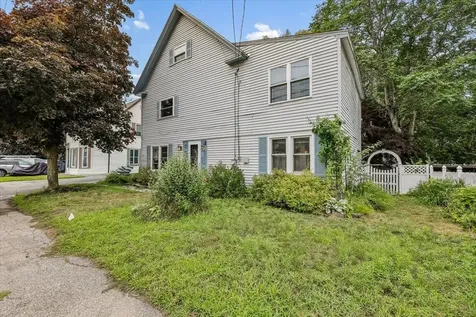 549 Lake Avenue Manchester NH 03103