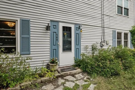 549 Lake Avenue Manchester NH 03103