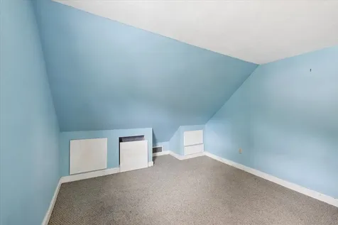 549 Lake Avenue Manchester NH 03103