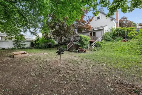 549 Lake Avenue Manchester NH 03103