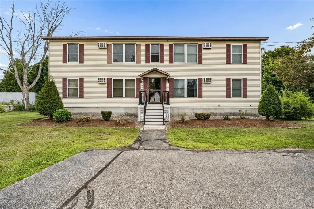 29 Central Street Hillsborough NH 03244