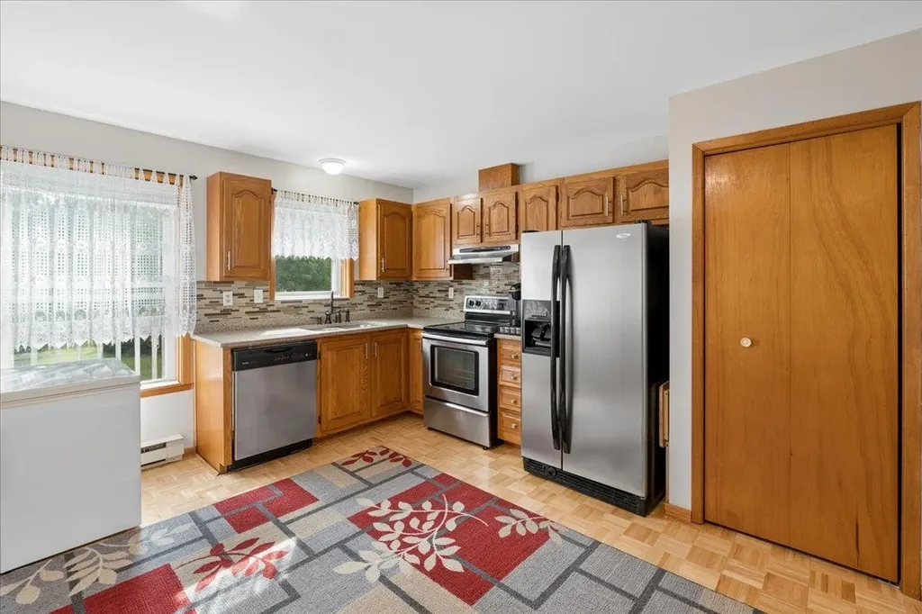 29 Central Street Hillsborough NH 03244