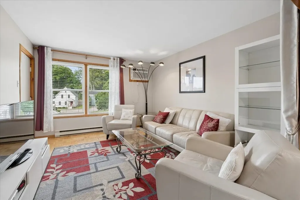 29 Central Street Hillsborough NH 03244