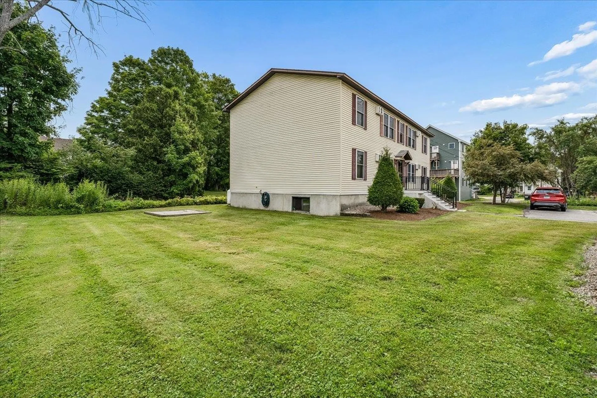 29 Central Street Hillsborough NH 03244