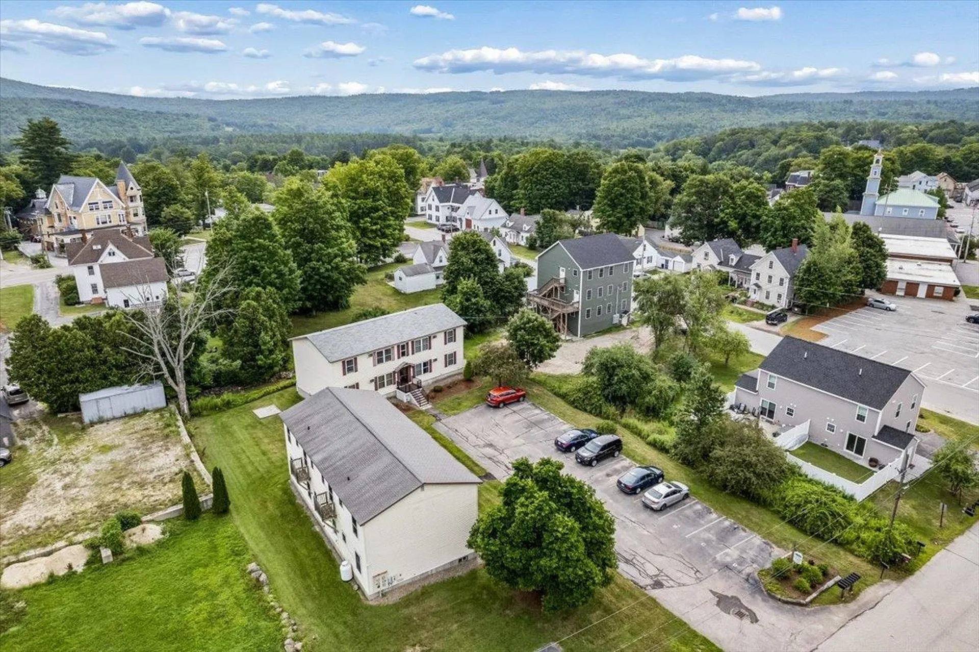 29 Central Street Hillsborough NH 03244