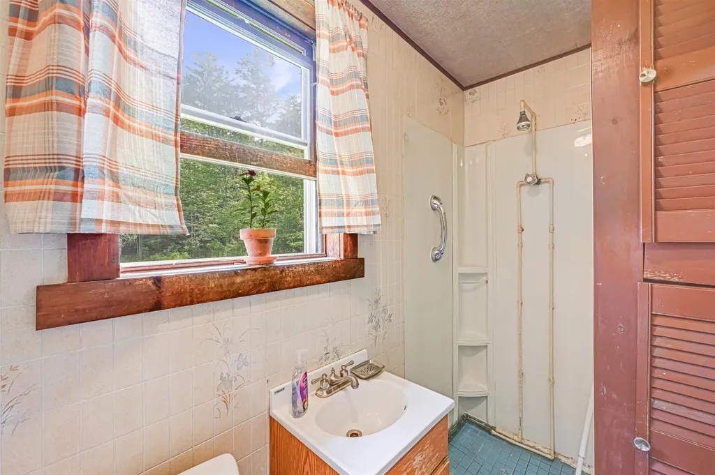 2022 Route 9 Marlboro VT 05301