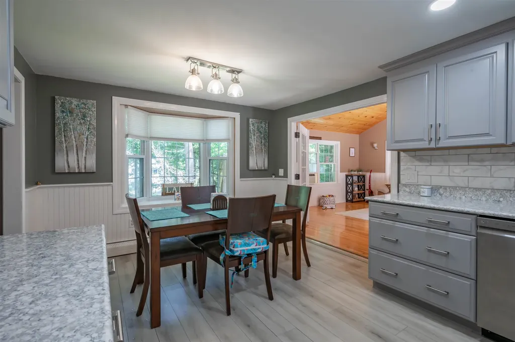 223 Baboosic Lake Road Merrimack NH 03054