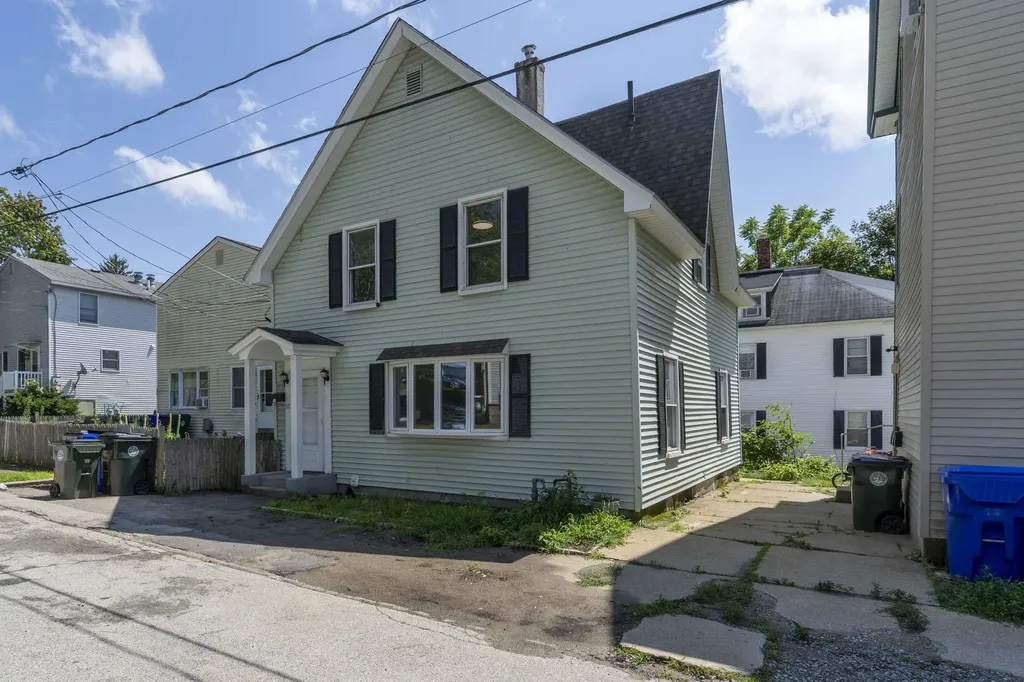 571 Amherst Street Manchester NH 03104