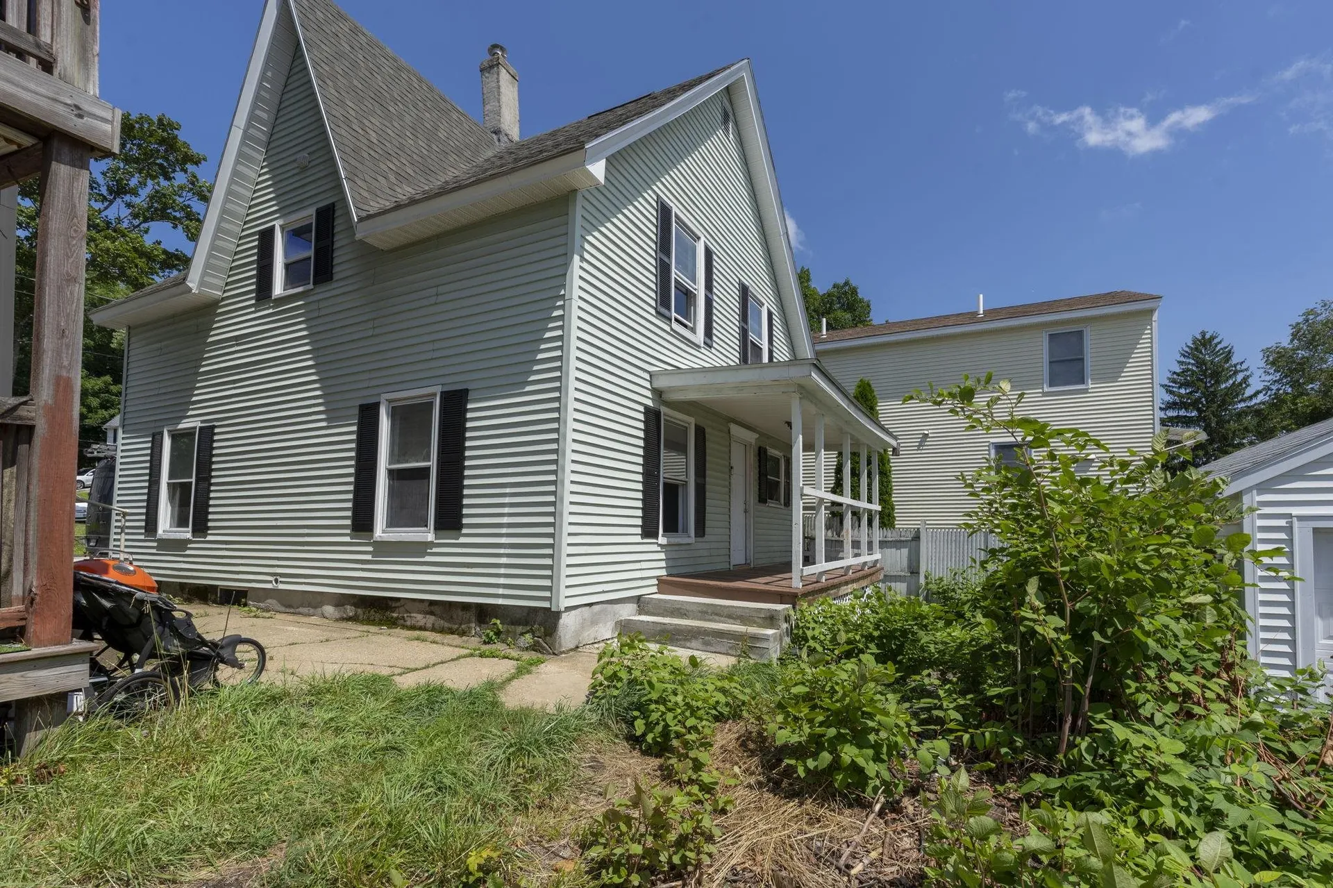 571 Amherst Street Manchester NH 03104
