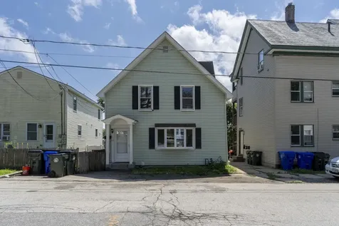571 Amherst Street Manchester NH 03104