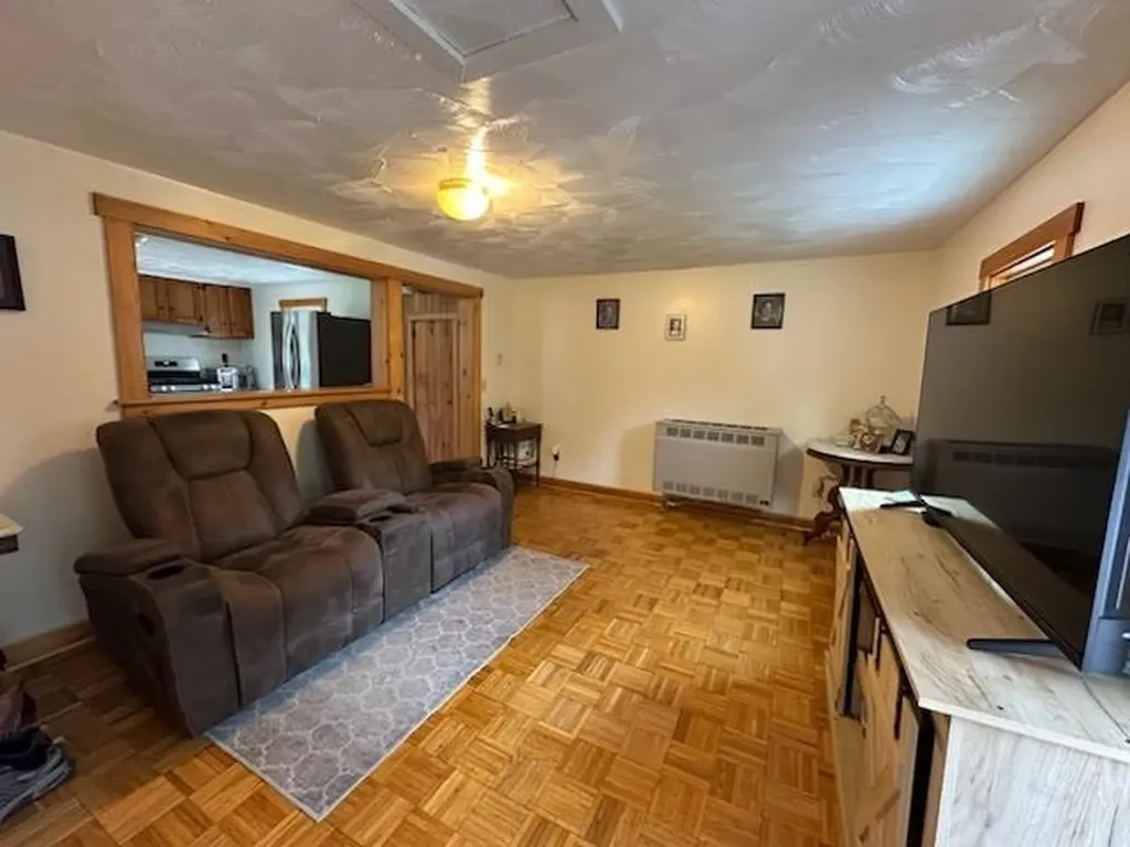 477 Dean Road Grafton NH 03240