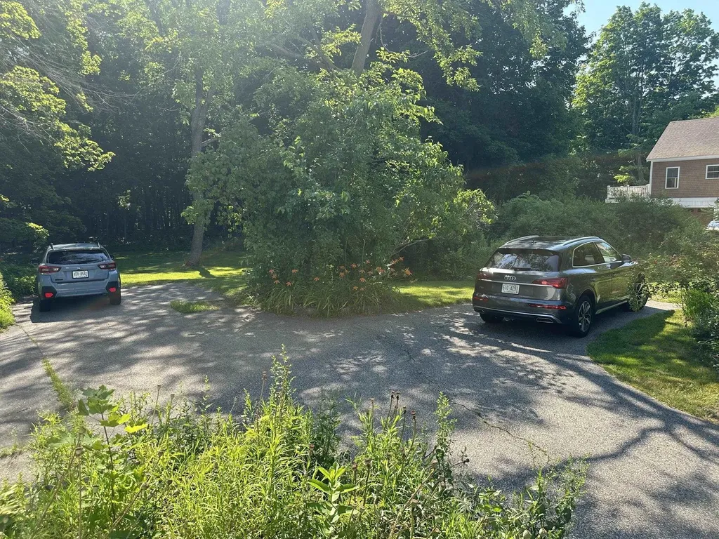 43 Post Road Greenland NH 03840