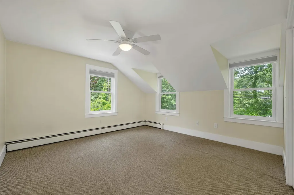 26 Old Mont Vernon Road Amherst NH 03031
