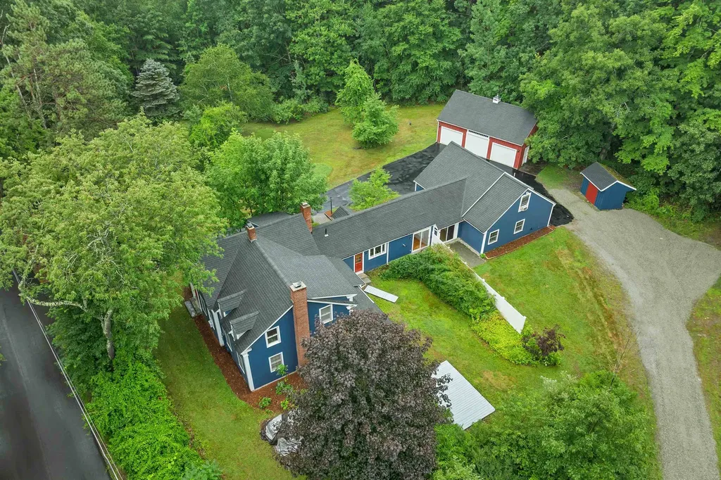 26 Old Mont Vernon Road Amherst NH 03031