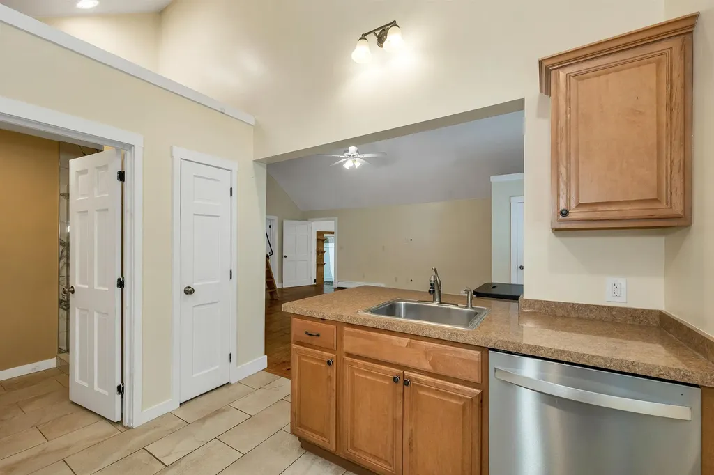 26 Old Mont Vernon Road Amherst NH 03031