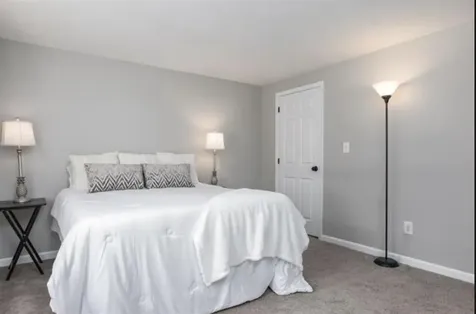 22 Essex Green Road Merrimack NH 03054