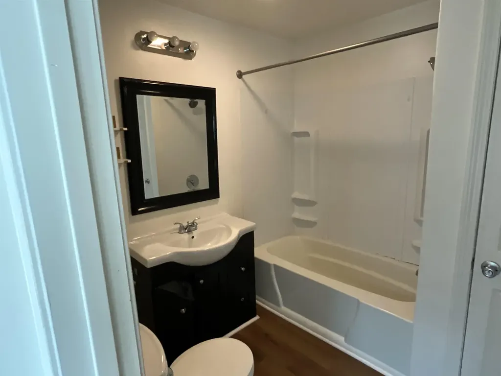 57 Washington Street Conway NH 03818