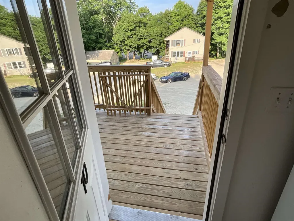 57 Washington Street Conway NH 03818