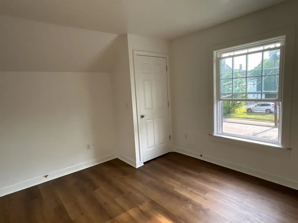 57 Washington Street Conway NH 03818