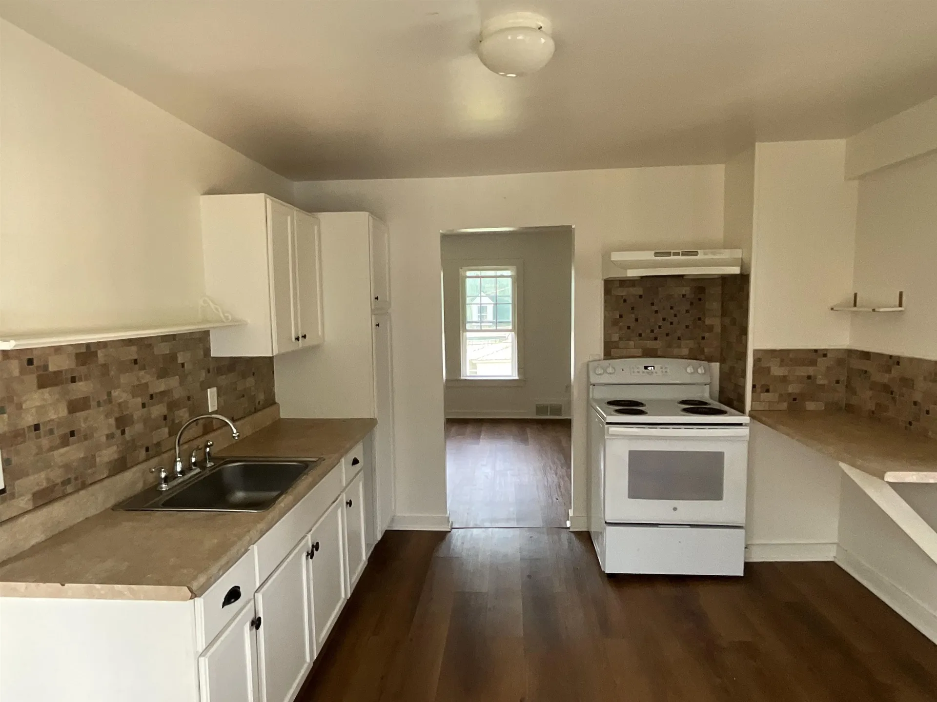 57 Washington Street Conway NH 03818