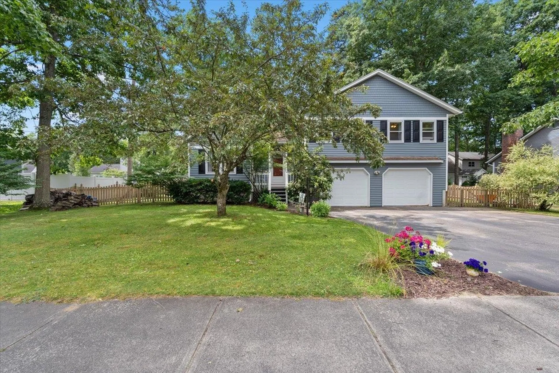 13 Hillside Circle Essex VT 05452