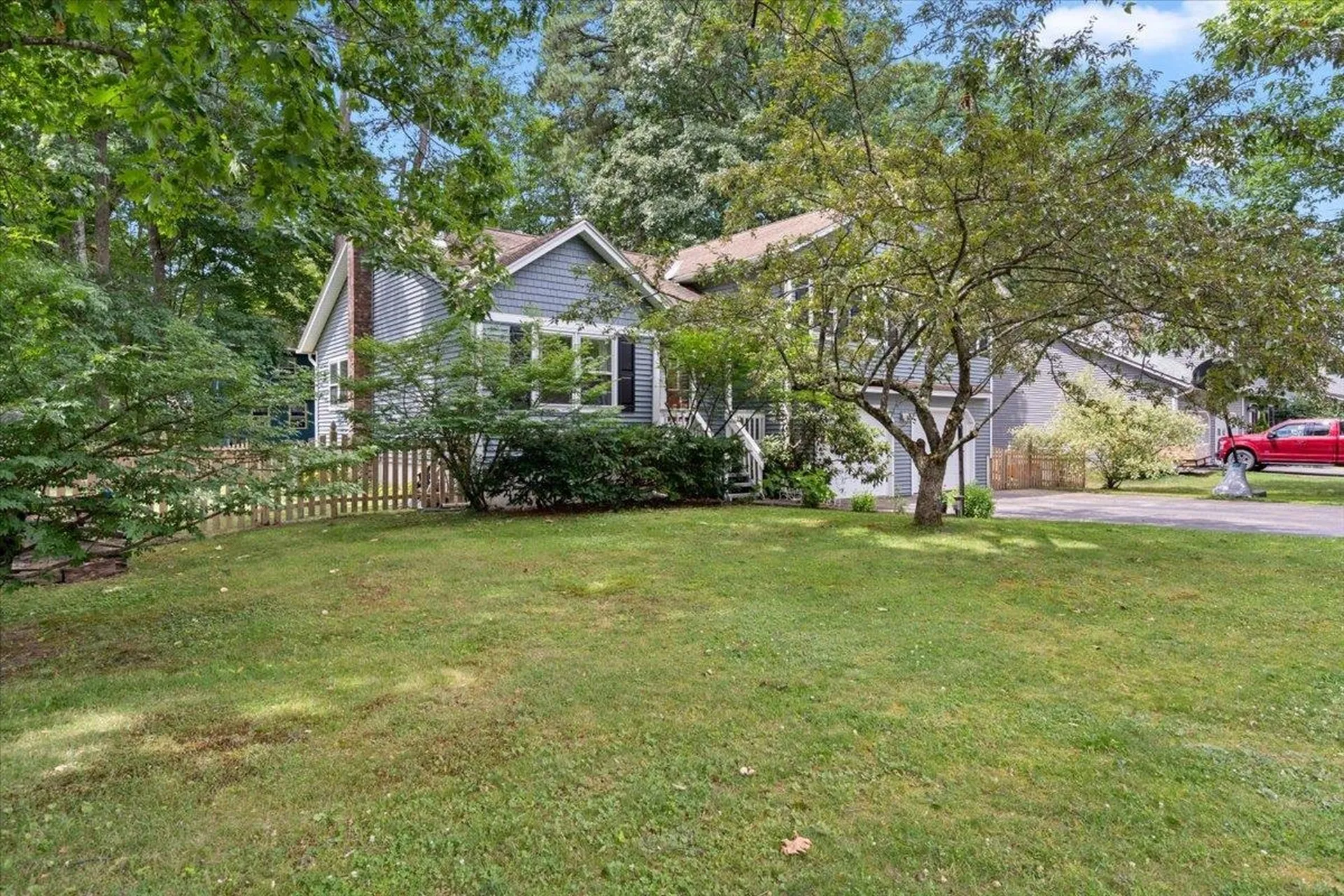 13 Hillside Circle Essex VT 05452