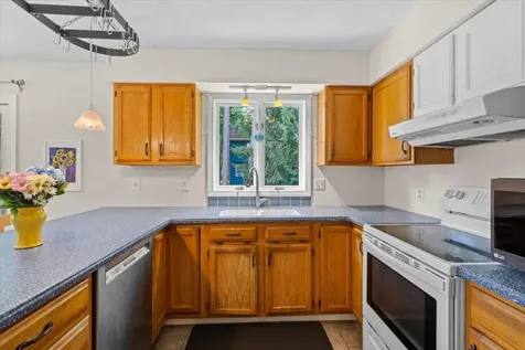 13 Hillside Circle Essex VT 05452