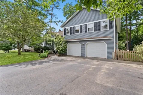 13 Hillside Circle Essex VT 05452