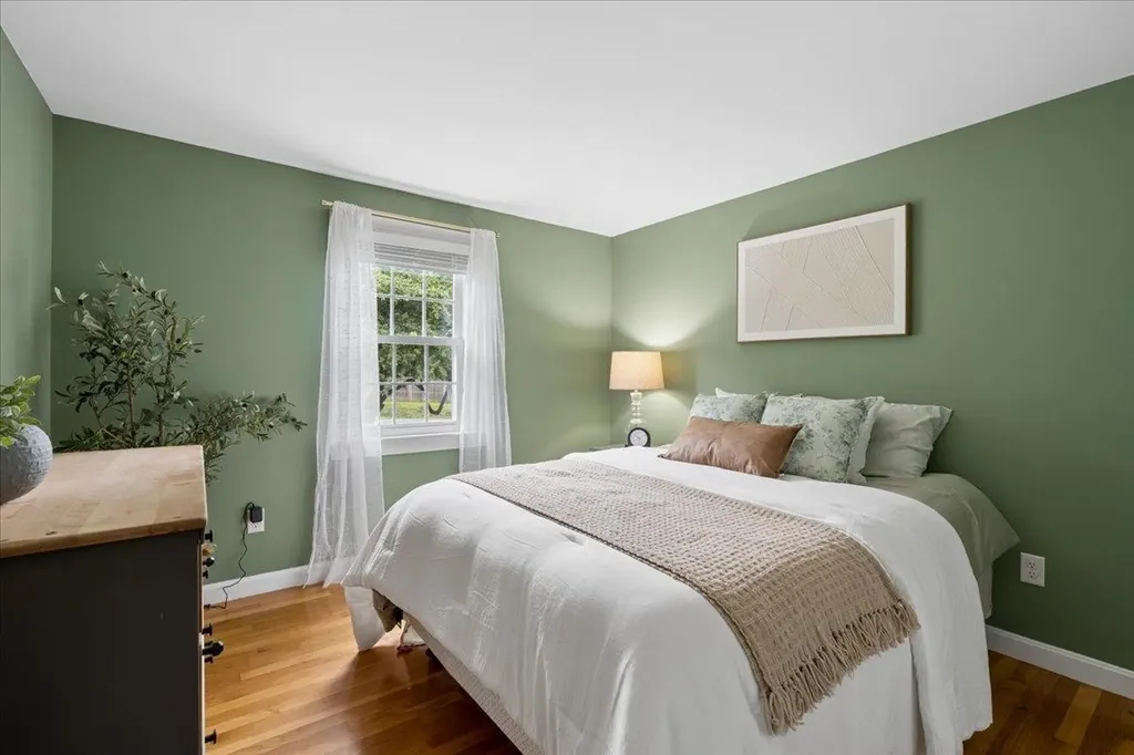 23 Woodwells Garrison Road Hopkinton NH 03229