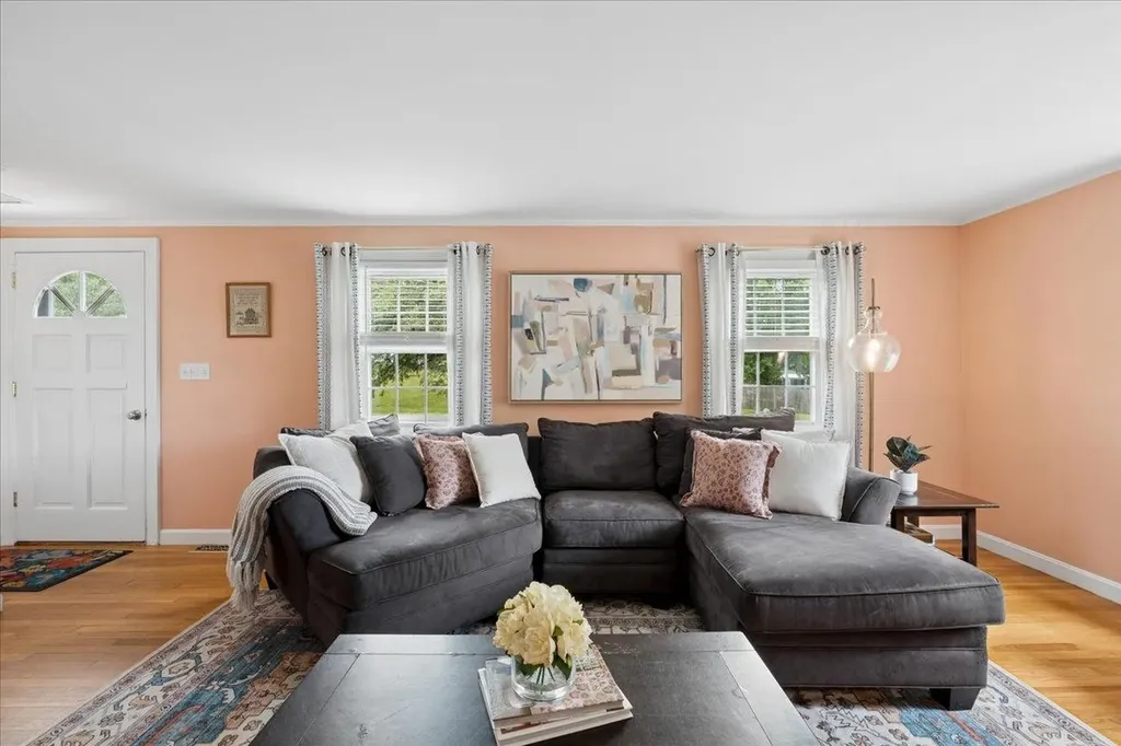 23 Woodwells Garrison Road Hopkinton NH 03229