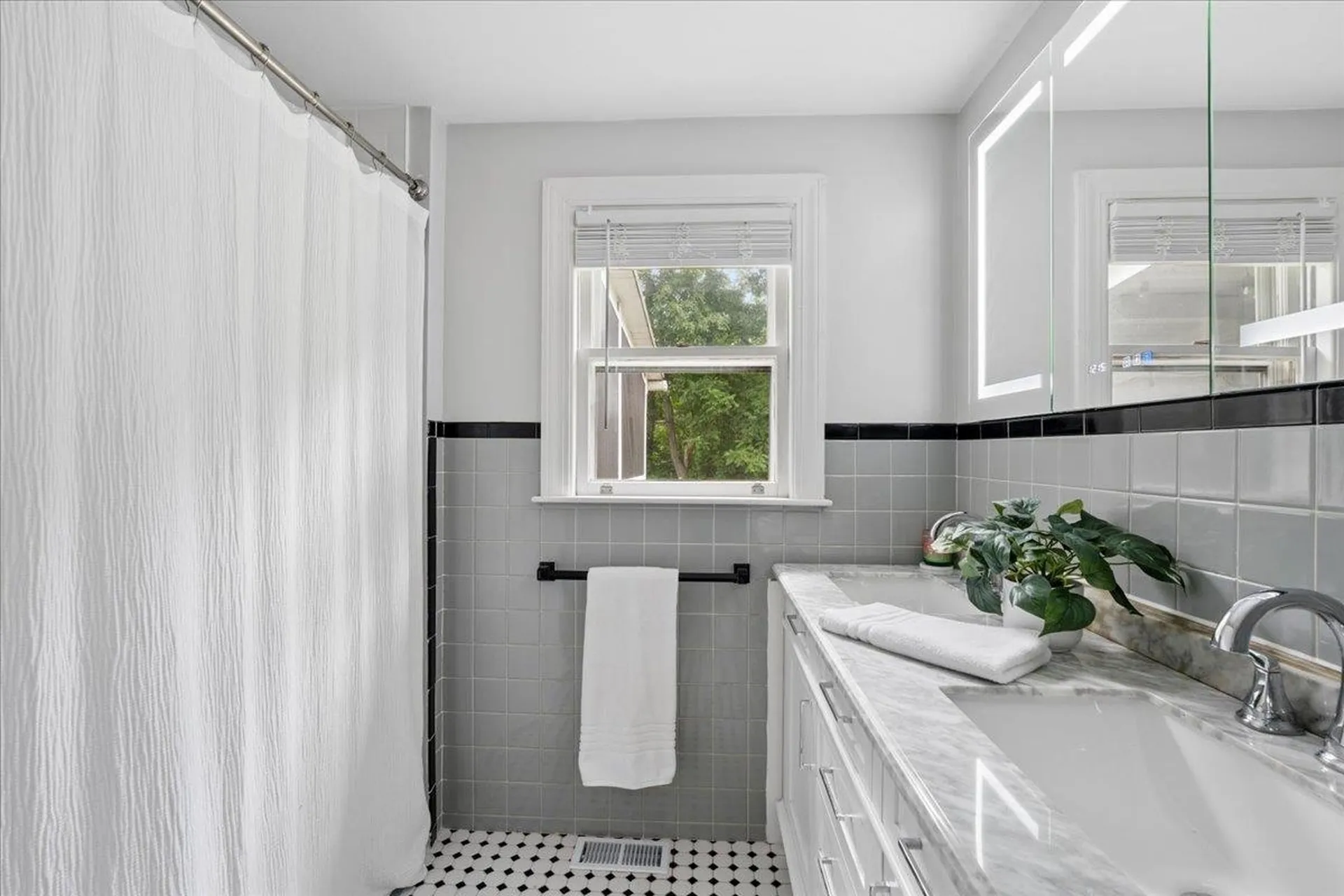 23 Woodwells Garrison Road Hopkinton NH 03229