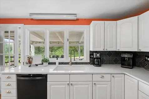 23 Woodwells Garrison Road Hopkinton NH 03229