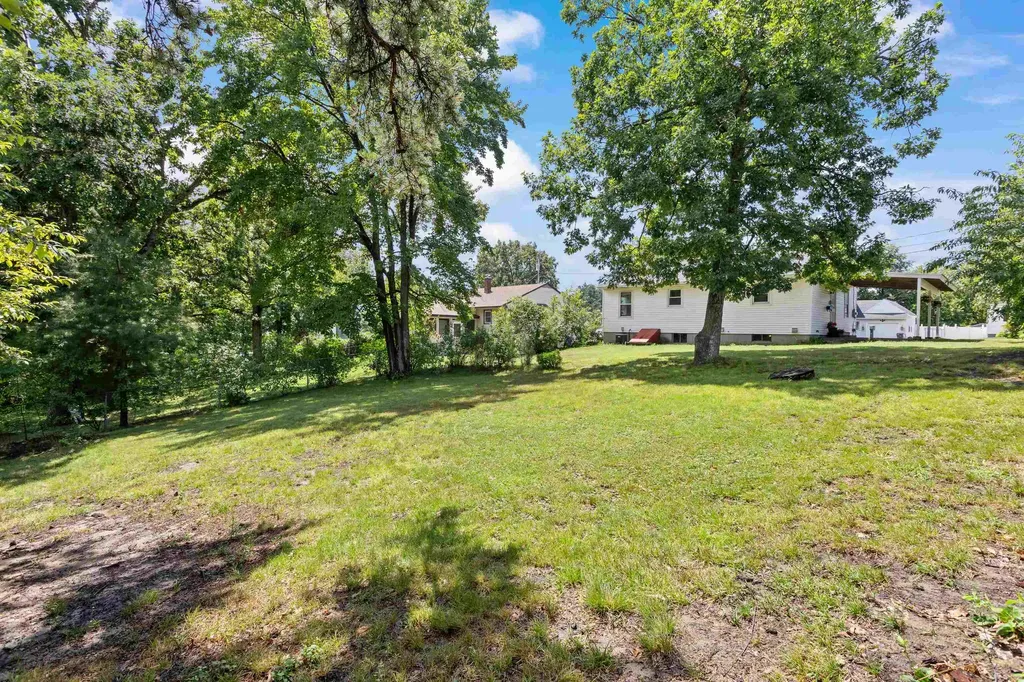 29 Devco Drive Manchester NH 03103