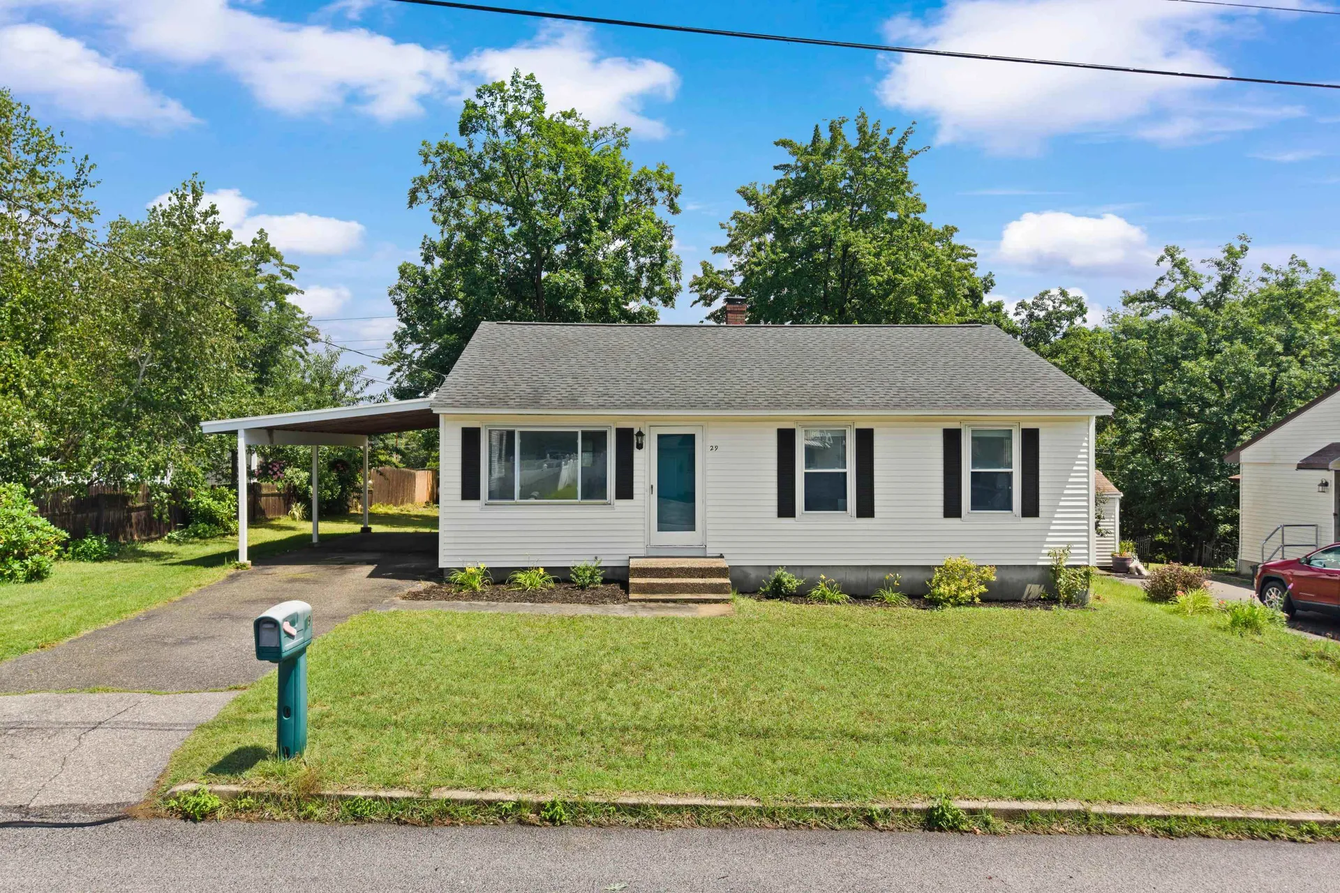 29 Devco Drive Manchester NH 03103