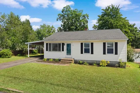 29 Devco Drive Manchester NH 03103