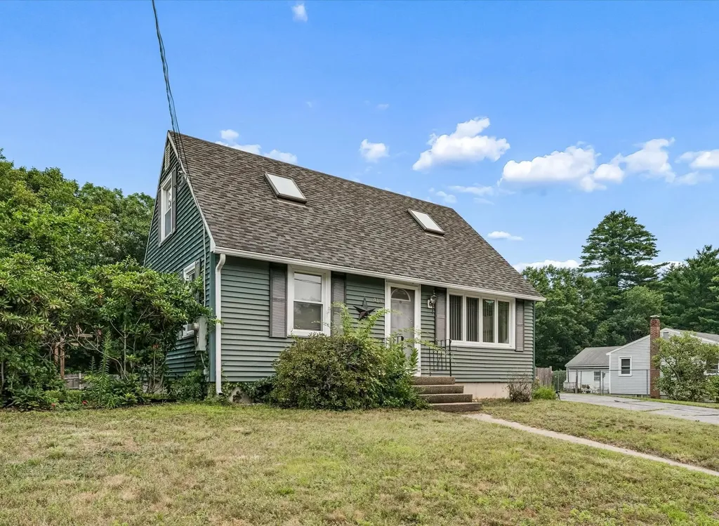 415 Greeley Street Manchester NH 03102