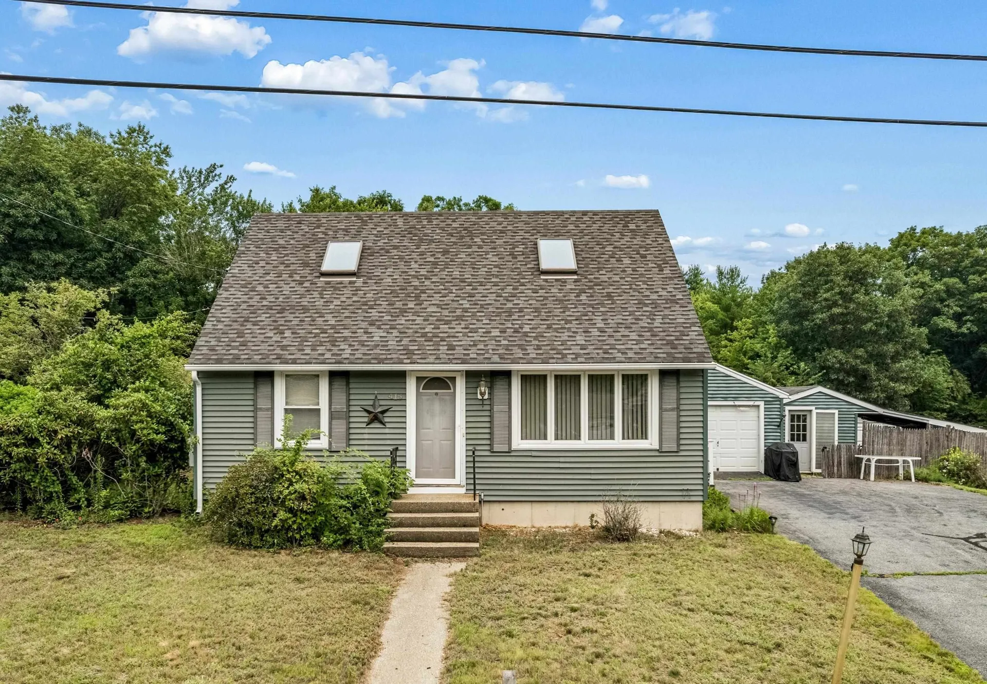 415 Greeley Street Manchester NH 03102