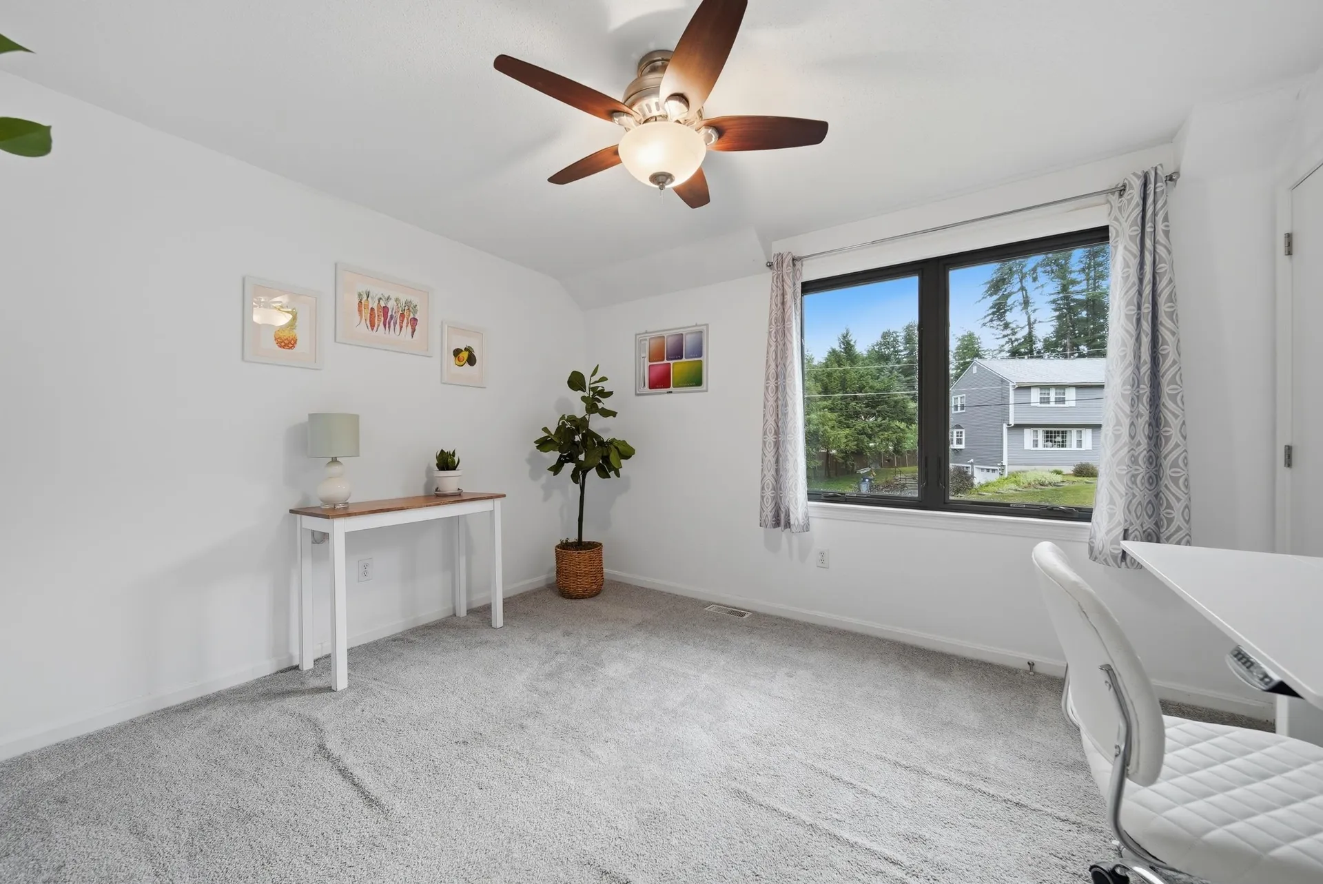 3 Sunshine Court Nashua NH 03063