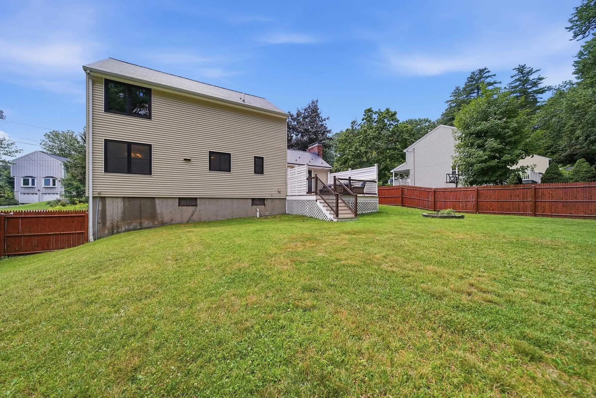 3 Sunshine Court Nashua NH 03063