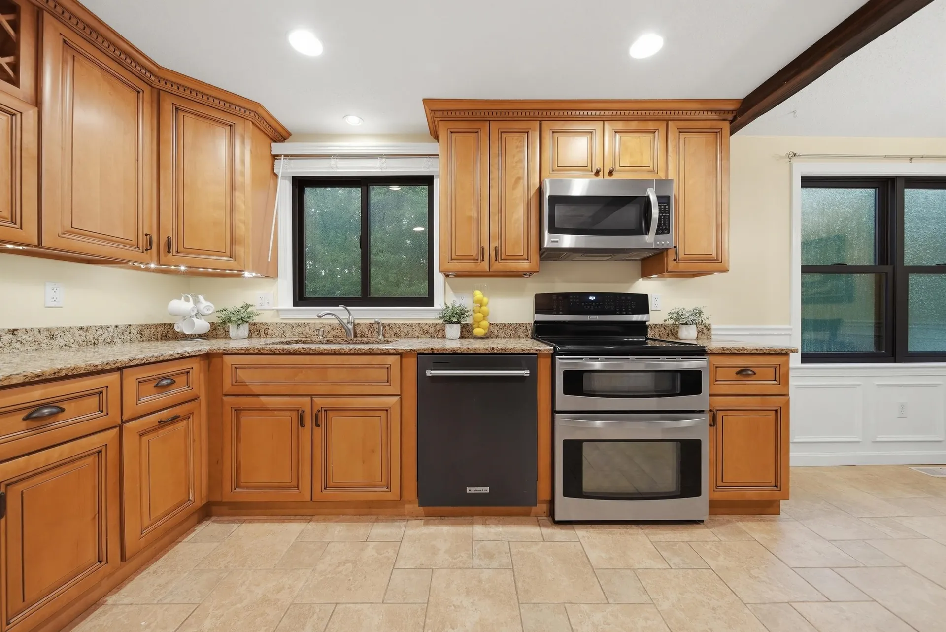 3 Sunshine Court Nashua NH 03063
