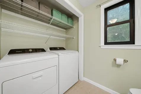 3 Sunshine Court Nashua NH 03063