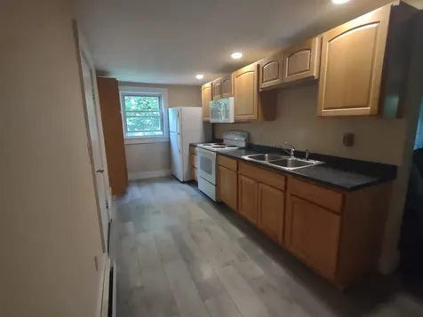 9 Merchant Street Walpole NH 03609