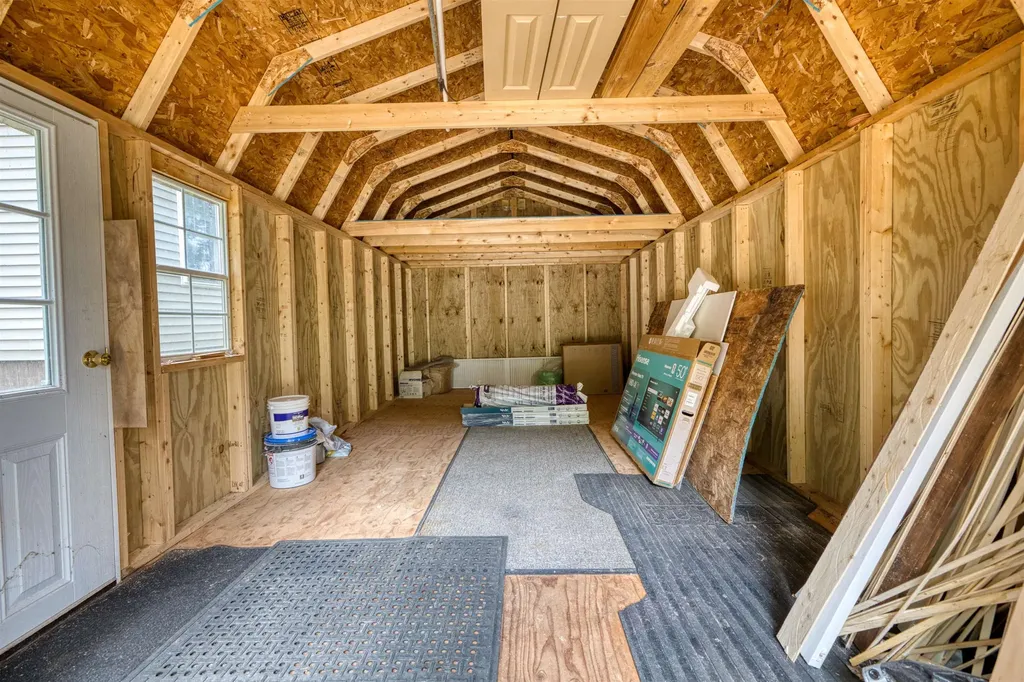 32 Circle Road Ossipee NH 03814-6846