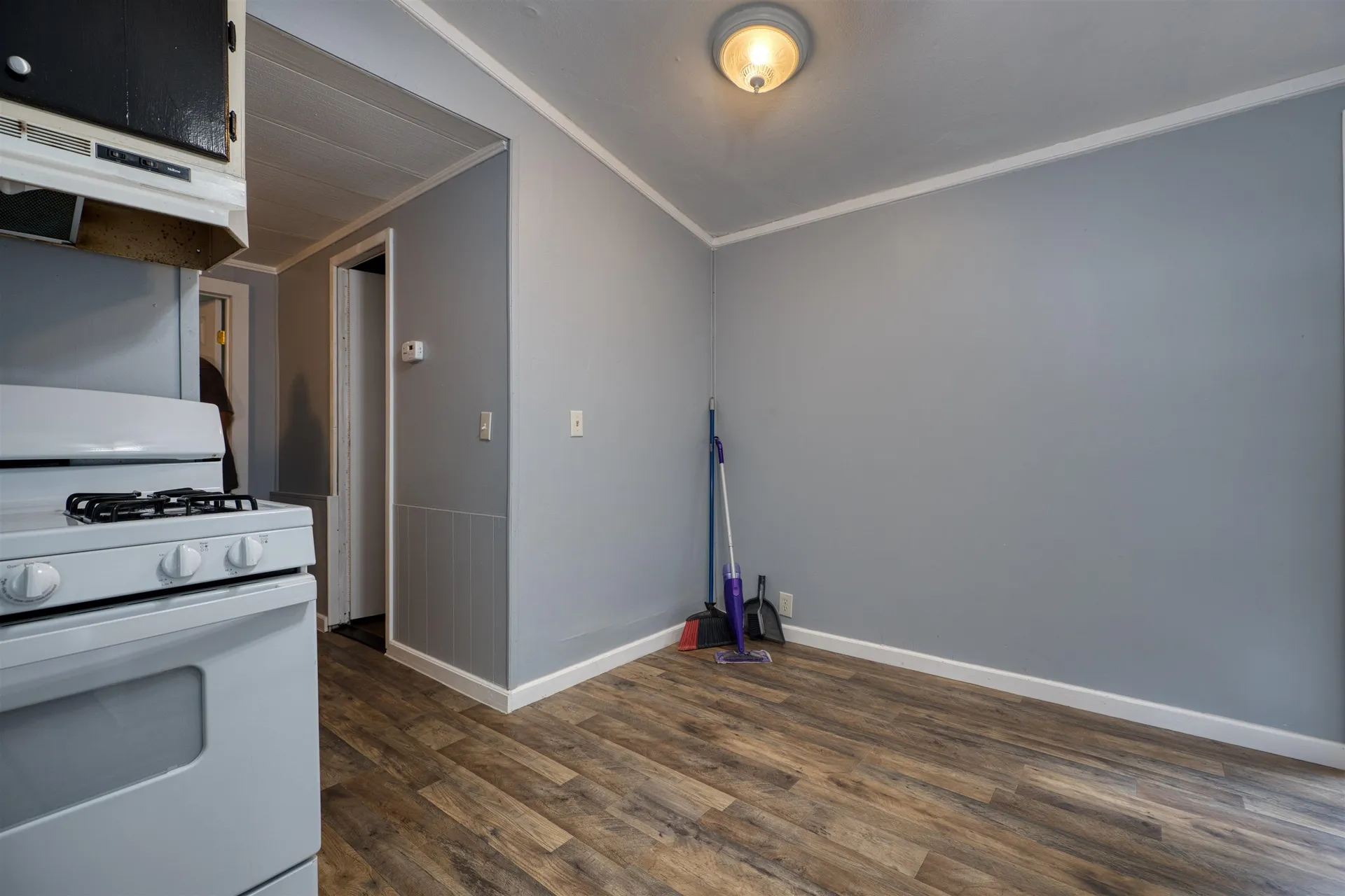 32 Circle Road Ossipee NH 03814-6846