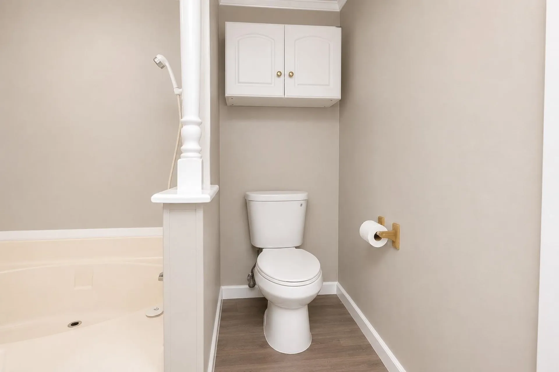 32 Circle Road Ossipee NH 03814-6846