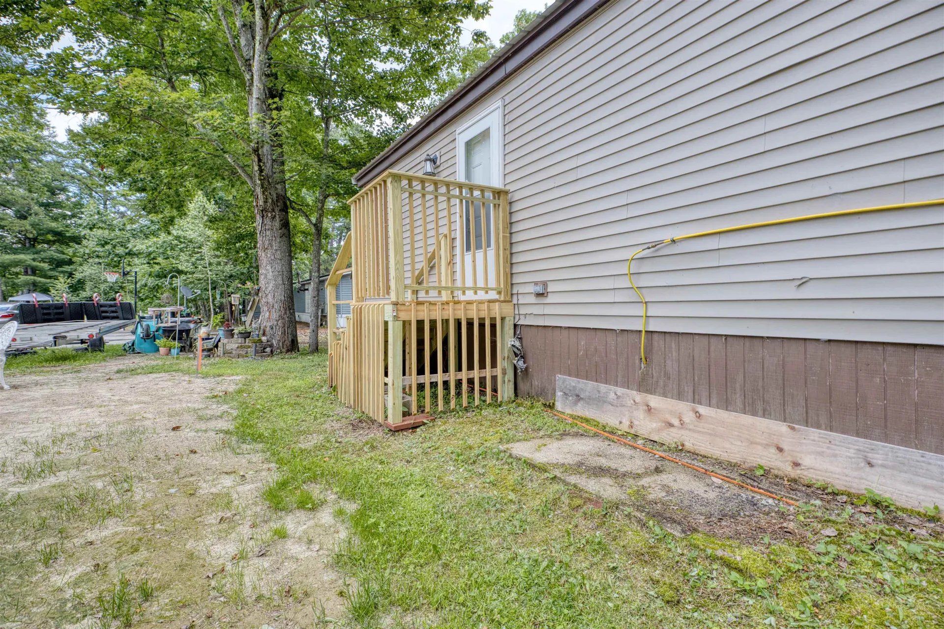 32 Circle Road Ossipee NH 03814-6846